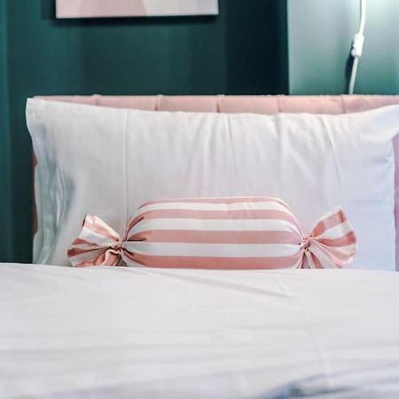 5 Bed Salford Sanctuary Retreat Villa Manchester Kültér fotó