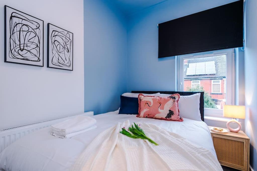 5 Bed Salford Sanctuary Retreat Villa Manchester Kültér fotó