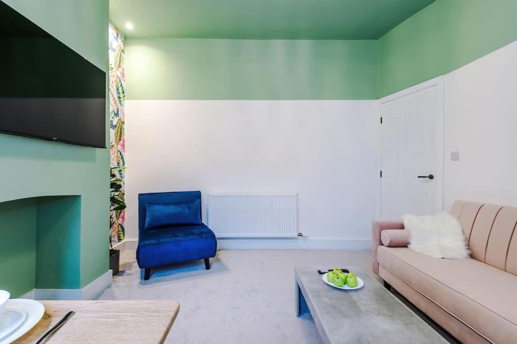 5 Bed Salford Sanctuary Retreat Villa Manchester Kültér fotó