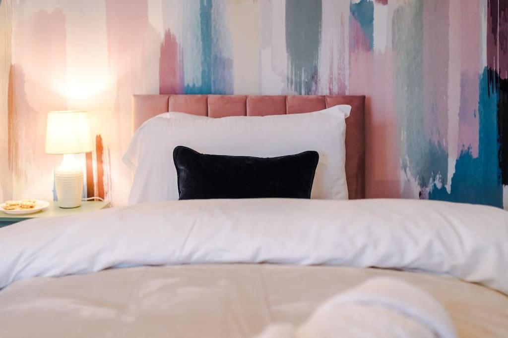 5 Bed Salford Sanctuary Retreat Villa Manchester Kültér fotó
